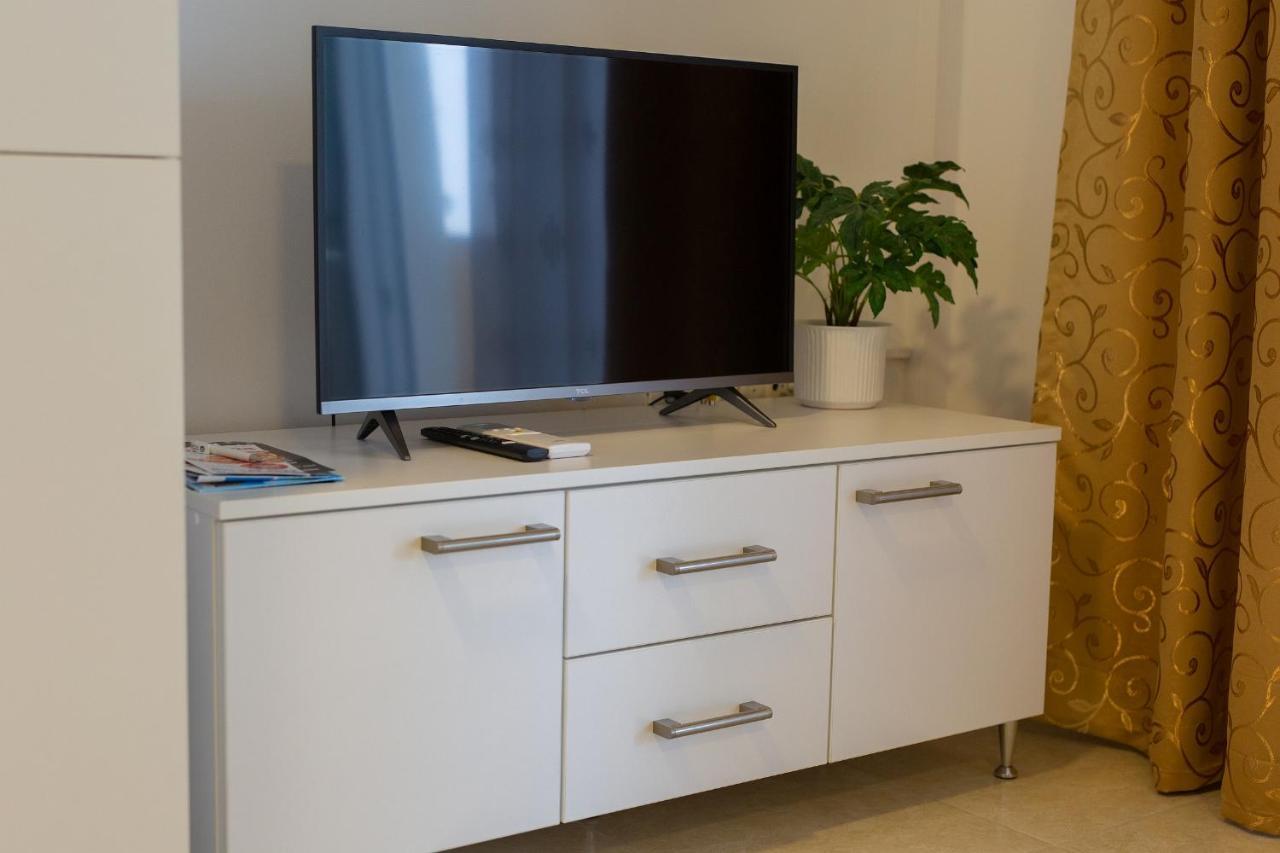 Apartmani Mara Matic Malinska Ngoại thất bức ảnh